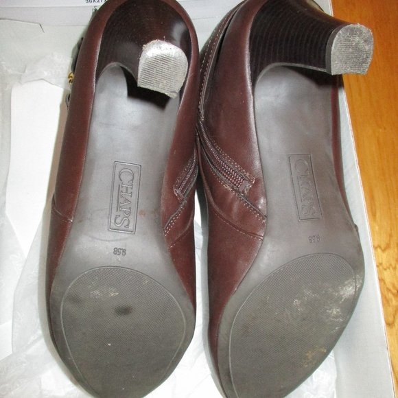 Chaps Dark Brown Size 9.5B - only worn a few times - Picture 6 of 8